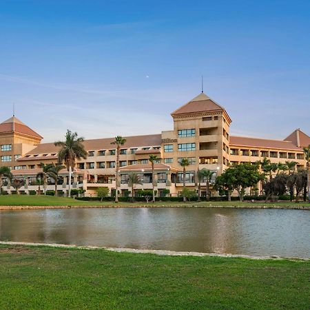 Hilton Pyramids Golf Hotel 6th of October City Exterior photo The Fairmont Dubai
